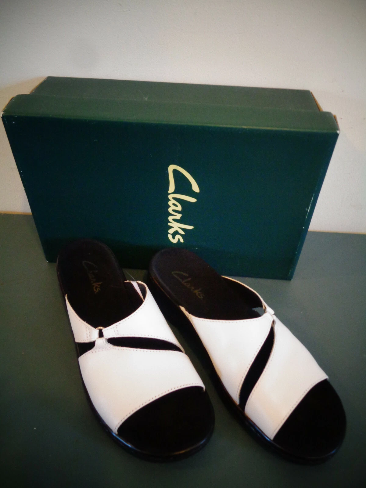 SANDALO SLIP ON CLARKS ELITE IN PELLE BIANCA TAGLIA 9M MADE IN BRAZIL