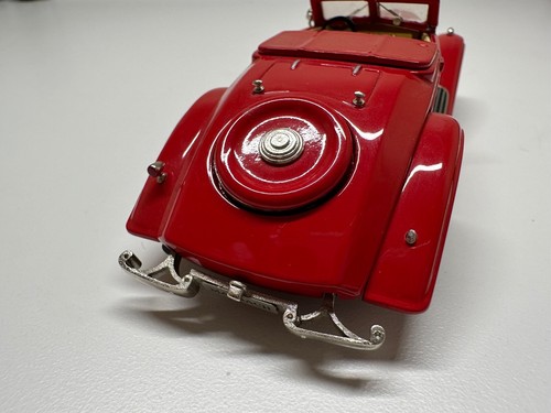 Tin Wizard- 1939 Maybach SW38 Roadster (Spohn) red 1:43 - Picture 9 of 10
