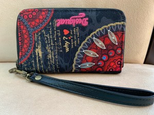 desigual wallet