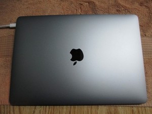 Apple MacBook Air 13 in 2019 Gris Espacial/Intel Core i5 1.60 GHz, 128 GB 8 GB