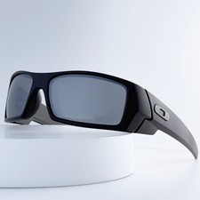 Oakley Gascan OO9014 Polarized Sunglasses Matte Black Mercury Grey Lens