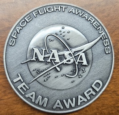 Genuine - NASA STS 114 SFA Team Award Coin   Flown Metal from Shuttle Discovery