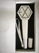 EXO OFFICIAL LIGHT STICK MODEL SME-ELS16W WITH BOX PHTOT AND CARD TEST WORKING