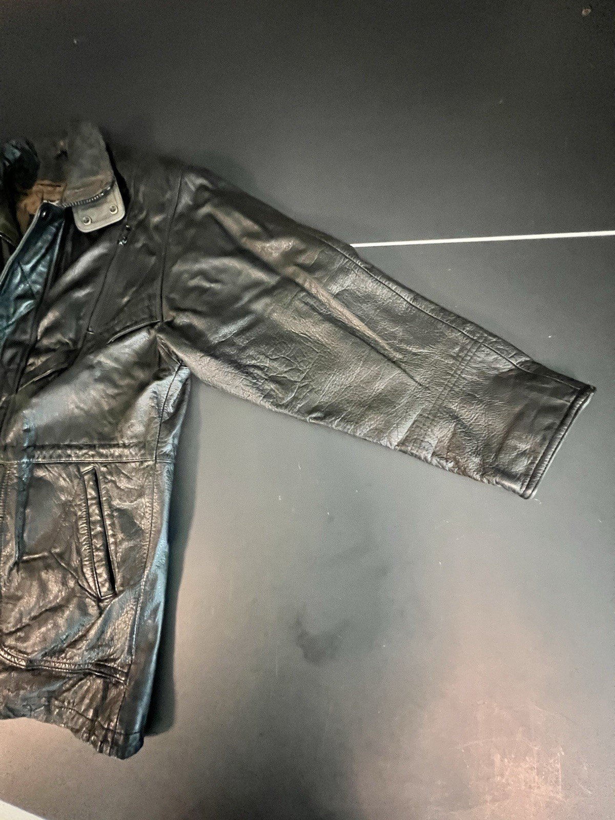 Wilsons authentic leather jacket W/removable Thin… - image 3