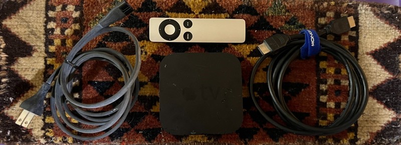 Apple TV A1378 with Remote Power Cord & HDMI Cable