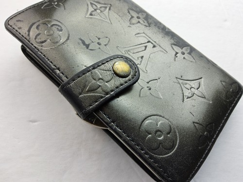 Louis Vuitton Monogram LV Snap Wallet - Picture 11 of 15