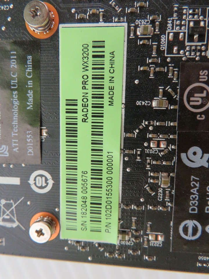Carte Graphique Lenovo AMD Radeon Pro WX 3200 – 4GB GDDR5, PCIe, Testée