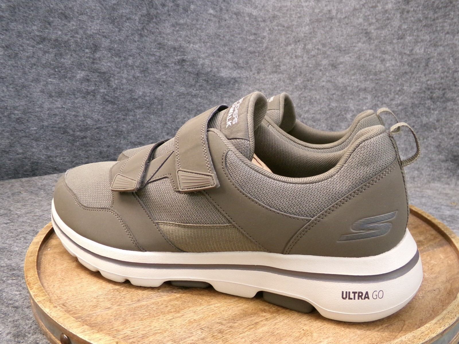 SAOLA Scarpe da ginnastica Skechers da uomo Go Walk 5 Wistful con doppio cinturino kaki taglia US 12 5 55515