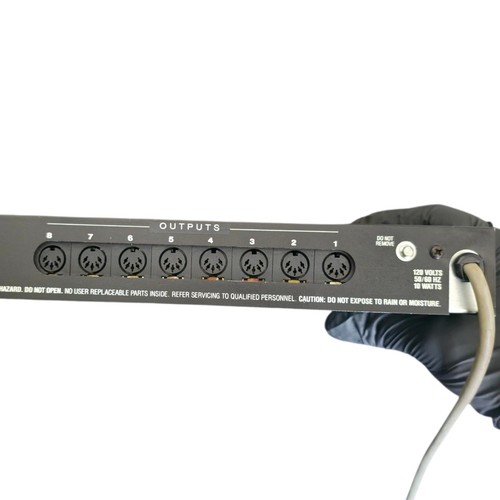 Midi Patcher 360 Systems MIDI Routing System with Memory - Picture 8 of 13