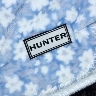 Hunter Reversible Plush Throw Blanket Blue Floral Multi Color Stripe 50x70 NEW