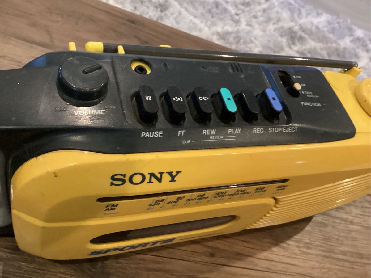 Sony Sports Cfm-101 Water Resistant Am/fm Radio Cassette
