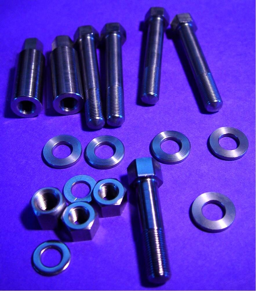 Stud Commando Norton Commando 750, 1971-73, STAINLESS STEEL UNF Head & Cylinder, w ...