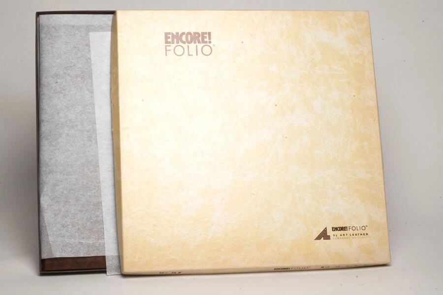 Nuevo Arte Cuero Encore Folio Marcos Desplegables Marrón Coñac 5 Fotografías Nuevo en Caja Foto 3 de 3