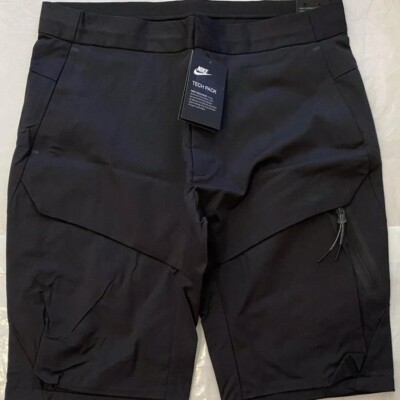 Nike Tech Pack Woven Shorts Black Size Medium 32  - New 928617 010
