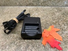 Genuine Sony BC-CS2A Ni-MH Battery Charger For Rechargeable AA  AAA Batteries