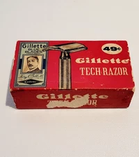 VTG GILLETTE TECH RAZOR WITH ORIGINAL BOX FROM 1945
