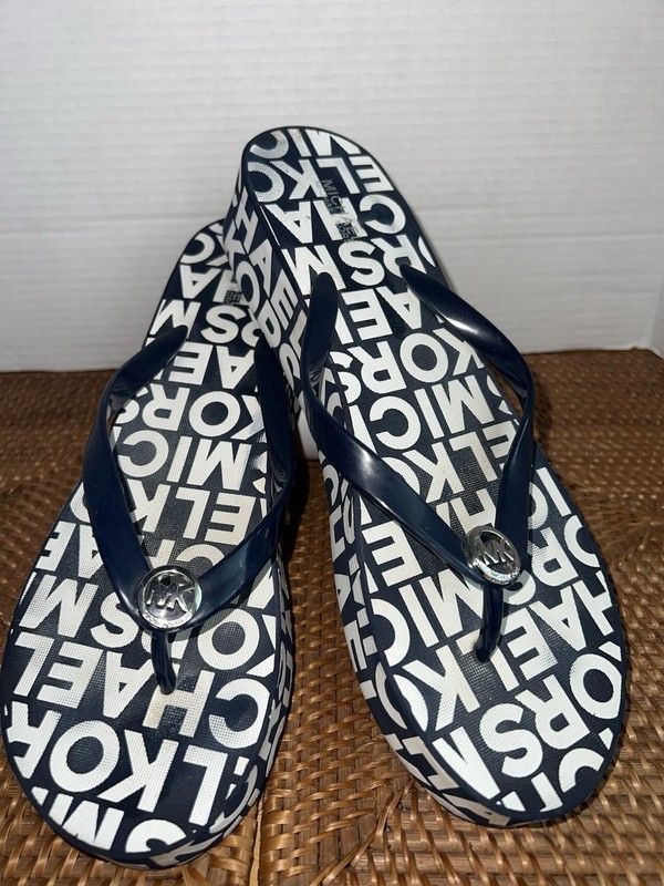 Authentic Michael, Kors Platform Flip-Flops Size 11, NavyWhite W/ Silver Logo