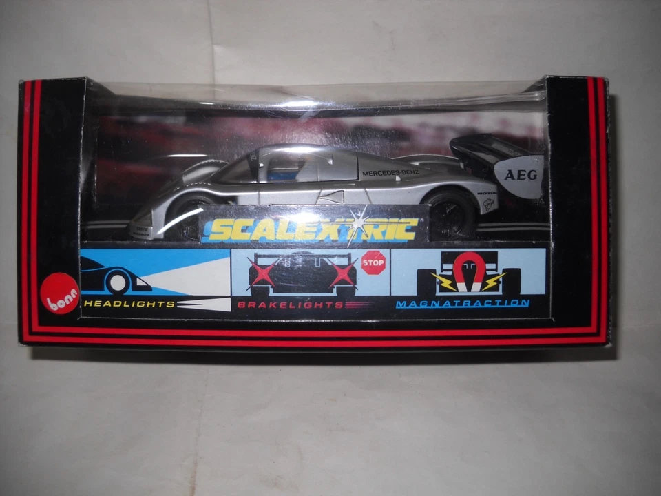 SCALEXTRIC SAUBER MERCEDES CON SCATOLA SCALA 1/32 ELECTRIC MODEL RACING CARS - Immagine 2 di 4