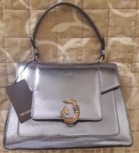 Trussardi Borsa Nuova Lovy bag craquele in pelle laminata celeste | eBay