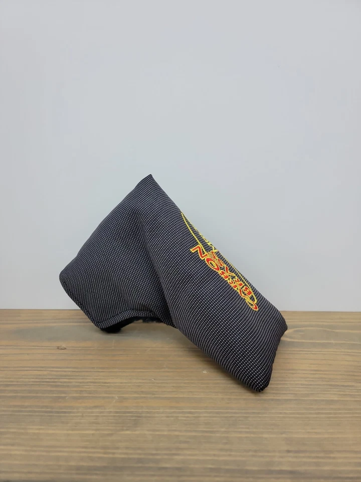 Cubierta de cabeza de putter de latón carbono serie Maltby RM900 Foto 3 de 4