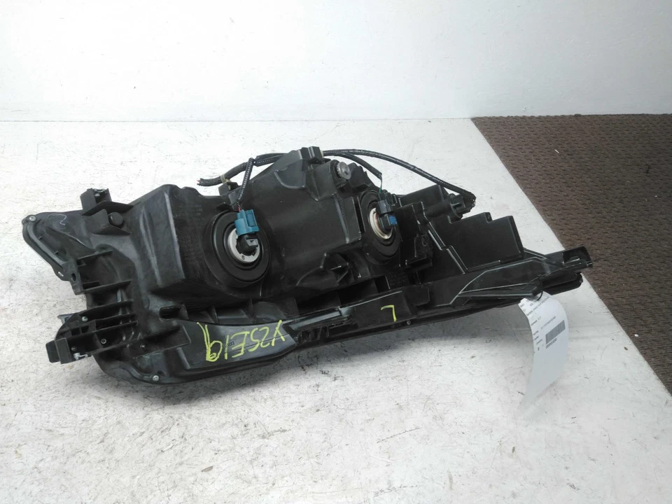 Used Left Headlight Assembly fits: 2017 Honda Pilot projector w/o self leveling Foto 3 de 4