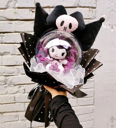 SANRIO BOUQUET HELLO KITTY KUROMI BIRTHDAY ANNIVERSARY GRADUATION LOVE in hand - Picture 2 of 7