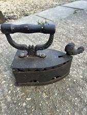 Gusseisen Kohleeisen mit Holzgriff Antik Sammlerstück Vintage