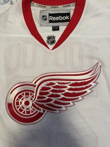 Jordin Tootoo signed Detroit Red Wings Reebok hockey jersey L NHL