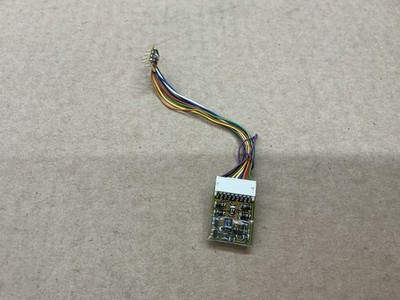DCC DIGITAL DECODER 1X 9PIN MULTIFUNKTIONSDECODER FÜR LOKOMOTIVEN!