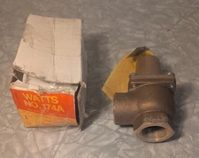 New NOS WATTS 174A - 1" 30PSI Pressure Safety Relief Valve
