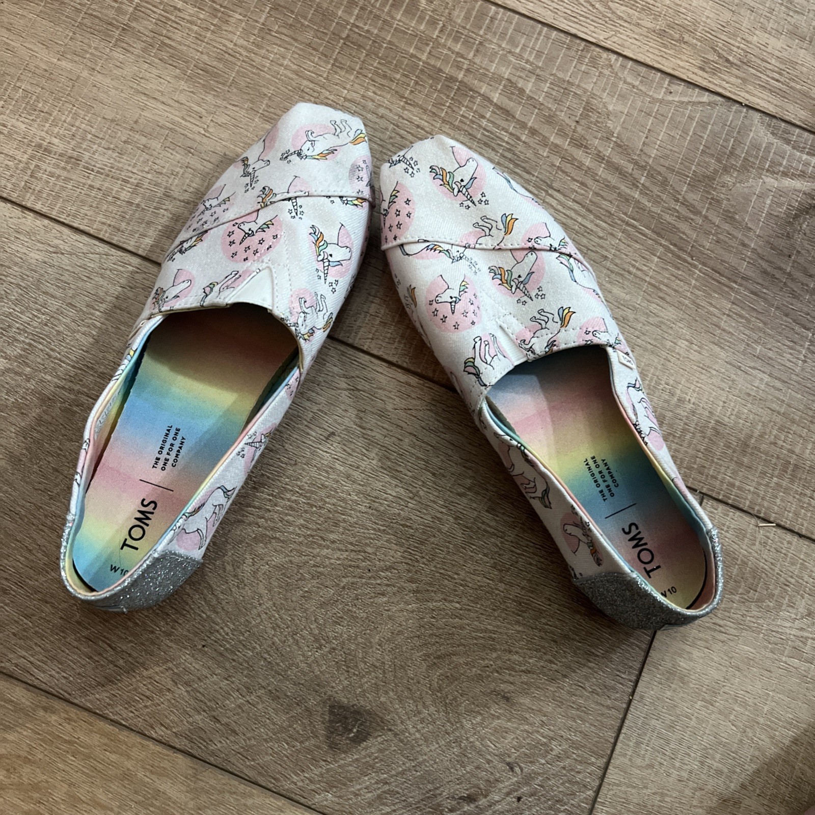 Womens TOMS Shoes Size W10 Unicorn Rainbow Glitter Flat Slip On