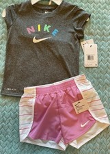 Nike Dri-Fit Little Girls' Graphic Tee Short 2-Piece Set Smoke/Grey/Pink SZ 4