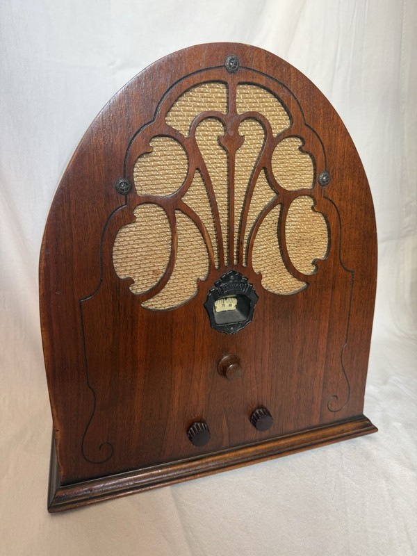 Philco Antique Cathedral Radio Model 20