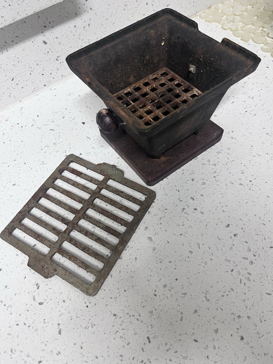 Vintage Cast Iron Mini Hibachi Grill Japan Tabletop w/ Vent