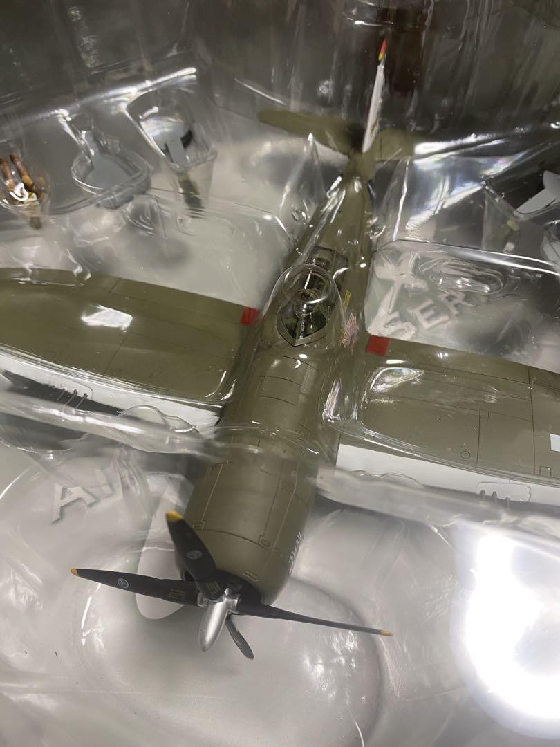 HMホビーマスターP-47 Thunderbolt Razorback 1:48 P-47D Razorback USAAF, Halesworth, UK, March 1944 Hobby