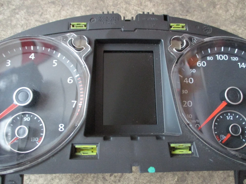 Cuadro de instrumentos VW Passat CC MFA velocímetro 3C8920870 gasolina Foto 3 de 4