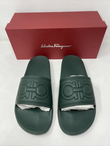 Salvatore Ferragamo Groove 9 Slide 
