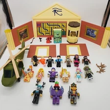 ROBLOX Mixed Figure Lot+ JAILBREAK Museum Heist INCOMPLETE & Rare Helicopter Set