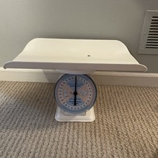 Vintage 1960  s American Family Nursery Baby Scale 30lb