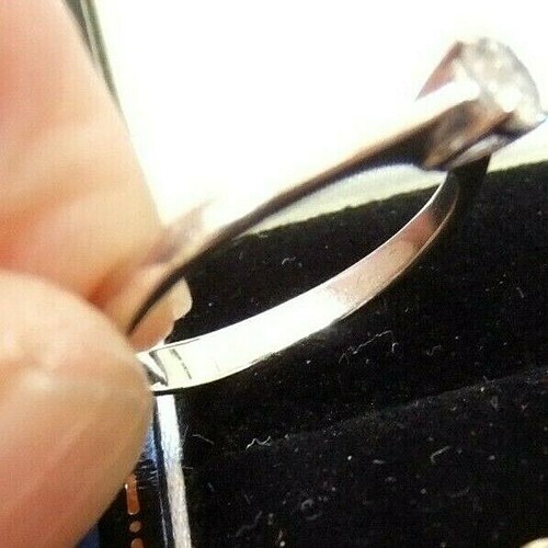 18ct White Gold Brilliant cut Diamond .26points HM 750 ring c.16mm size K-K+ - Picture 7 of 7