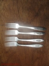 LOT OF 4 Oneida Community Silver Plate 1923 Bird Of Paradise Dinner Fork 7 1/8"