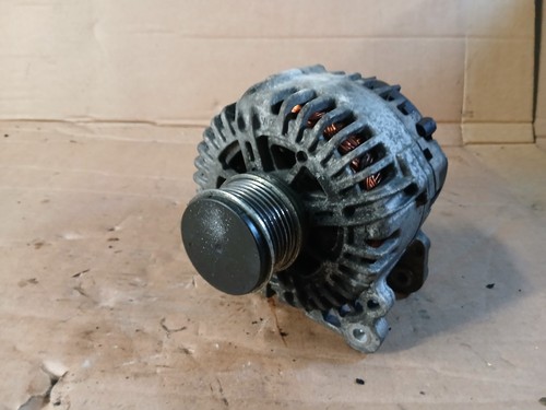 VW Golf V 5 1K 1,9 Lichtmaschine Generator Valeo 140A 06F903023C