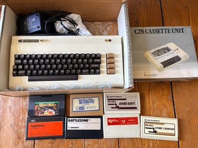 Commodore VIC-20 Computer w/Box C2N Cassette 7 Games Docs USA Made Untested