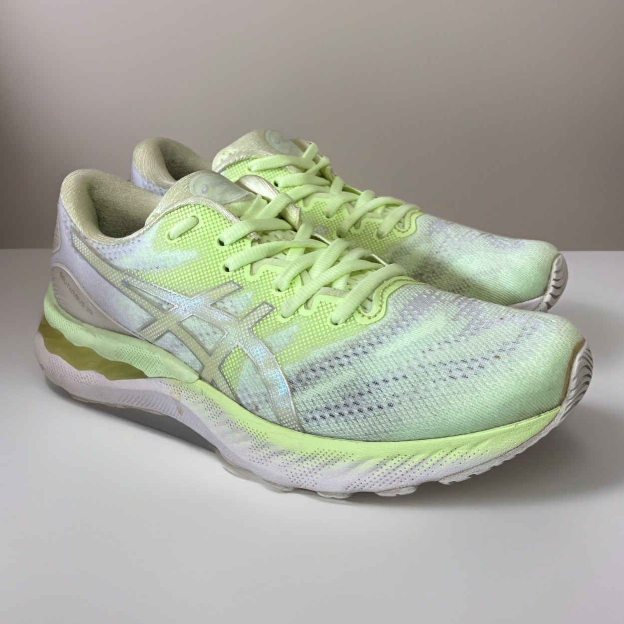 ASICS Women's Gel-Nimbus 23 Running Shoes Size Illuminate - Main Image