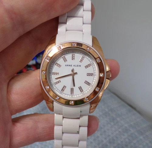 Women's ANNE KLEIN Watch Water-Resistant w/ New Battery - Works Great! f77