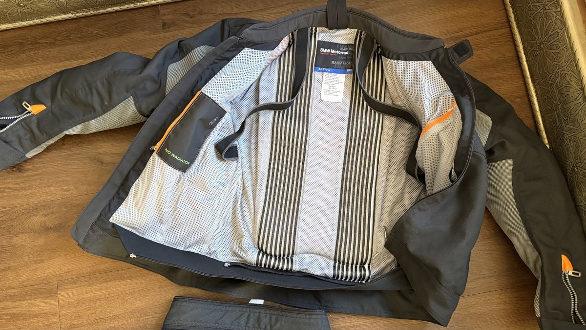 バイクウェア・装備 BMW Motorrad Air Flow 52 BMW Motorrad AirFlow Riding Suit European size 52L, US size 42L | eBay