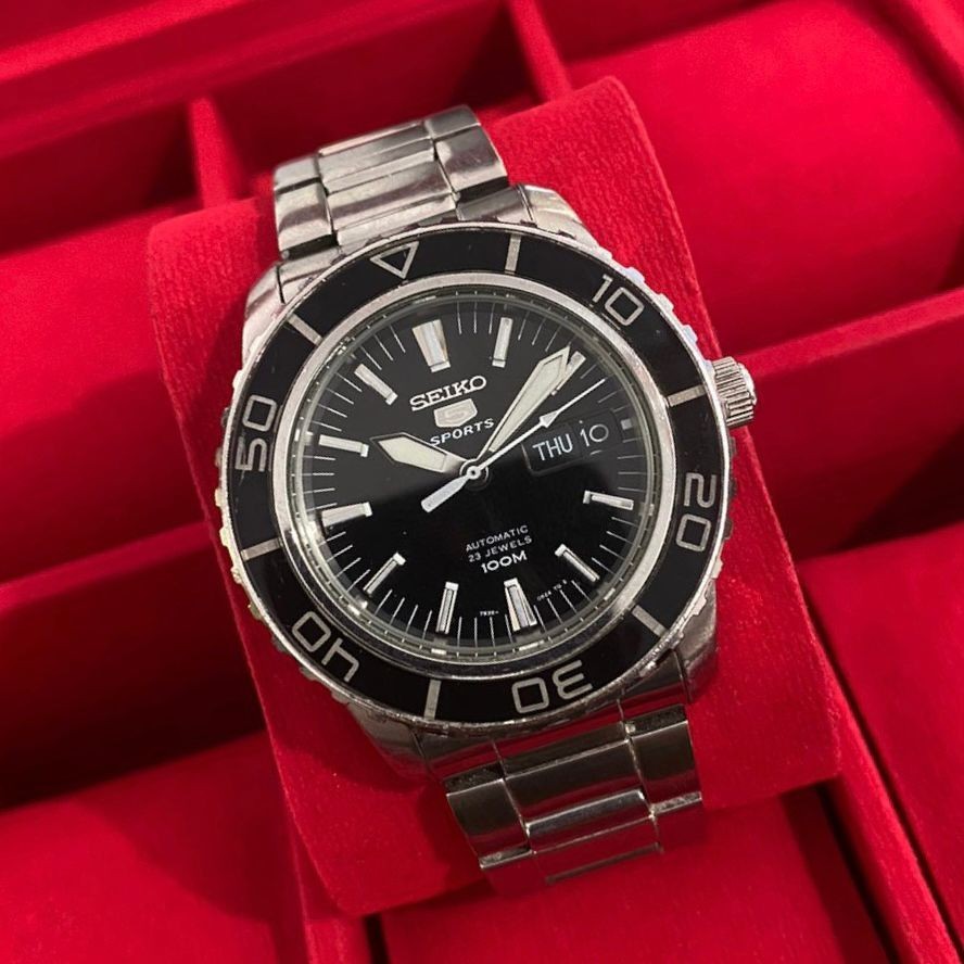 セイコー5スポーツ　SNZH55JC SEIKO5 久しぶりの腕時計 SEIKO 5 SPORTS SNZH55JC | jittodesign blog