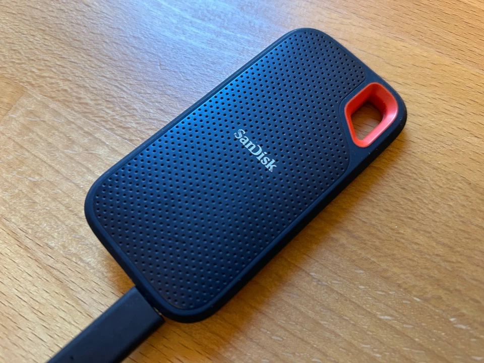 闪迪 Extreme 500GB USB-C 便携式外置固态硬盘 (SDSSDE60-500G) — 第 4/4 张图片