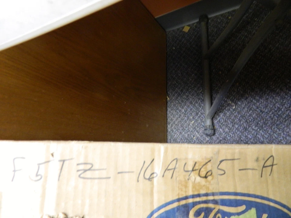 Nuevo refuerzo de tabla de correr Mercury Mountainer 1997-1998 OEM Ford Foto 3 de 3