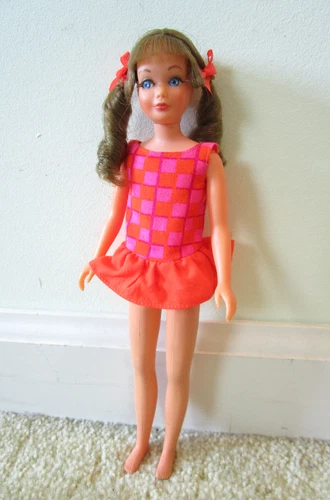Mattel Mod Barbie Bend Leg TNT Brunette Sausage Curl SKIPPER in Swimsuit EXC